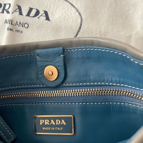 Prada shoulder bag - Picture 4 of 10